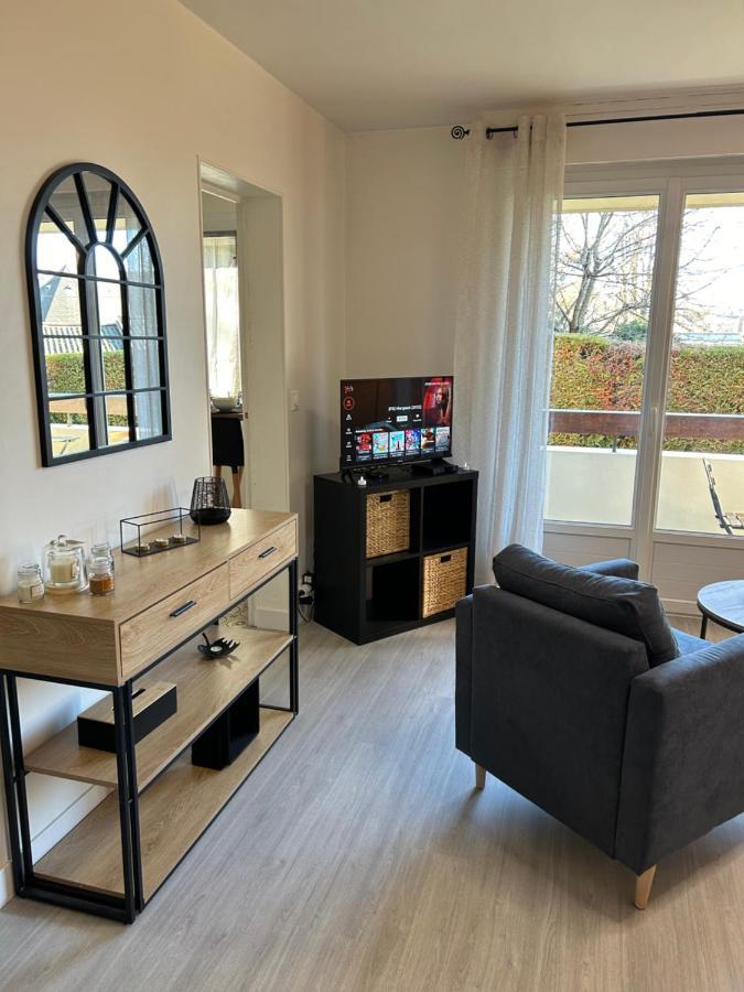 Apt Evreux 900M De La Gare Eksteriør bilde